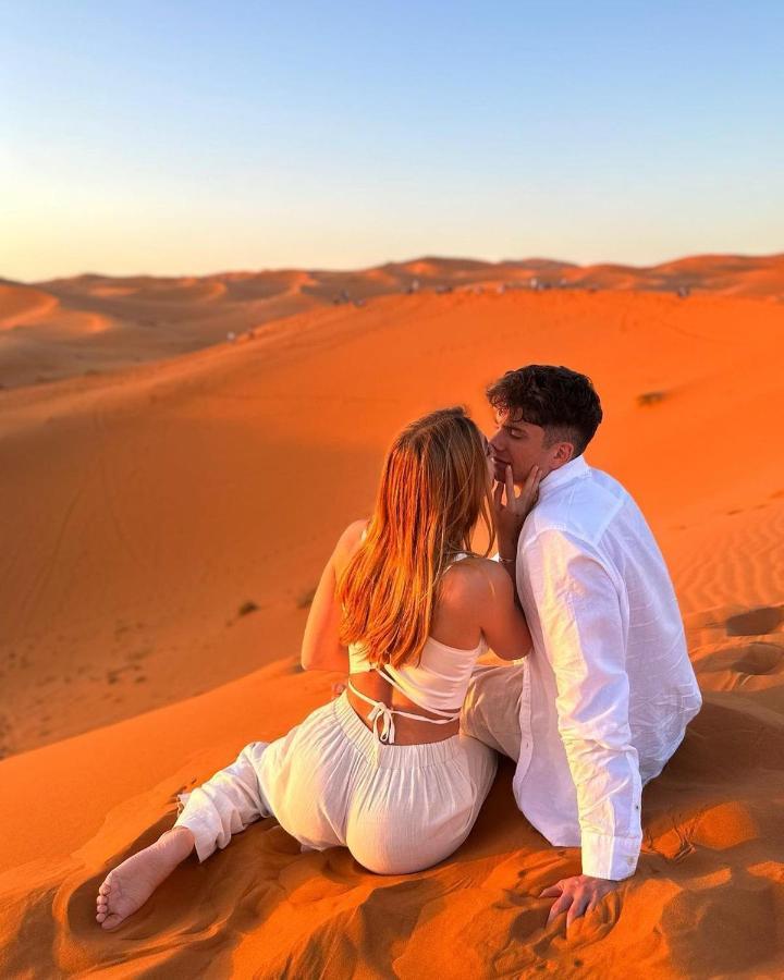 Overnight Luxury Camp Merzouga Buitenkant foto