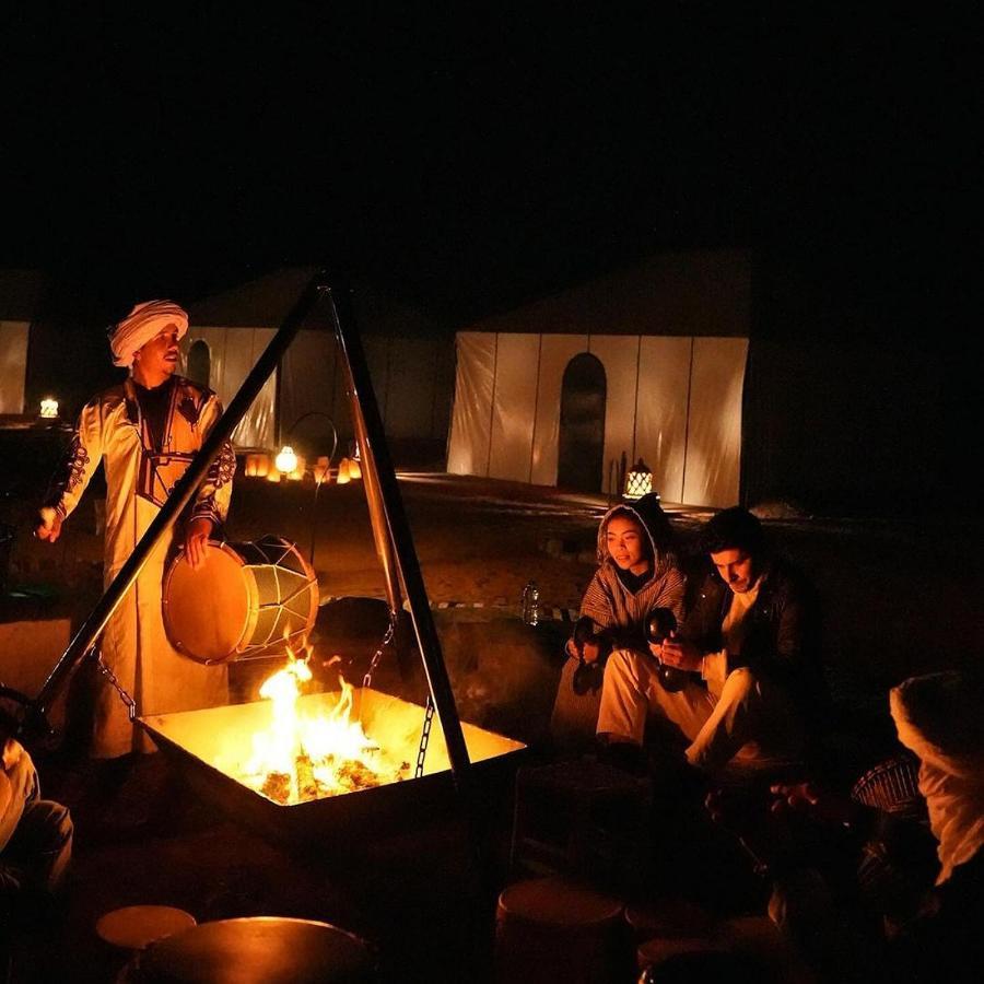Overnight Luxury Camp Merzouga Buitenkant foto